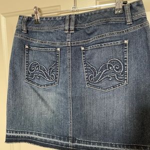White House Black Market Jean Skirt Size 4